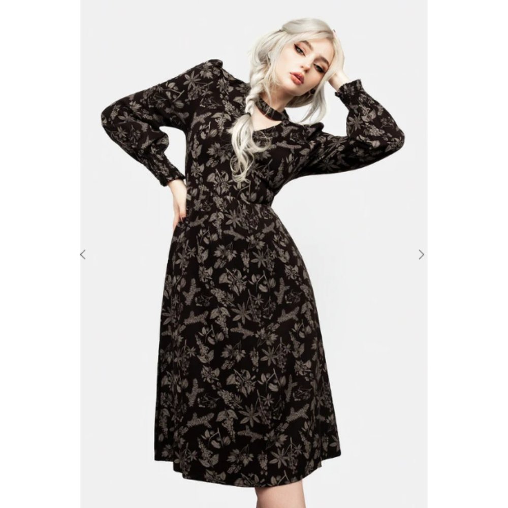 DISTURBIA Poisonous Plant Puff Sleeve Midi Dress